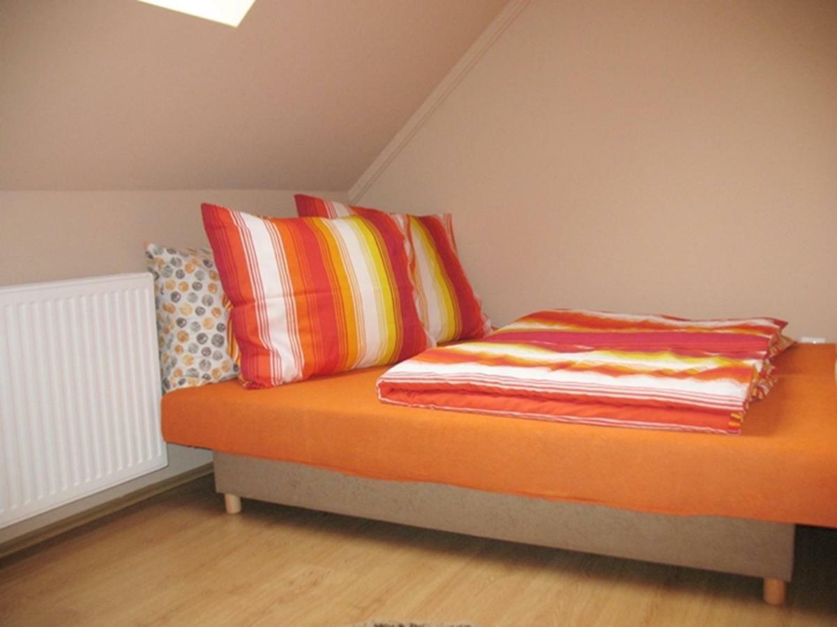 Menyhart Apartman Gyenesdiason 6 Fo Reszere 外观 照片